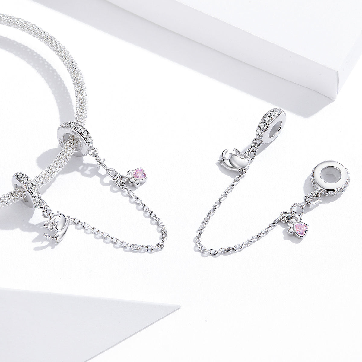 Bezpečnostná retiazka Kočičia stráž