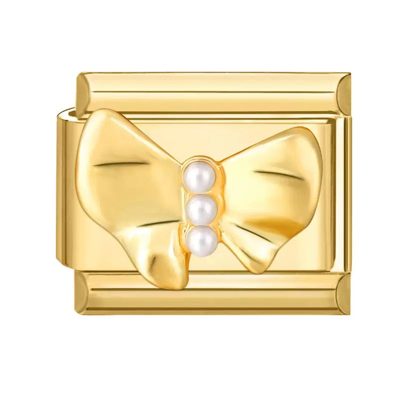 Prívesok Zlatý Motýľ S Perlou