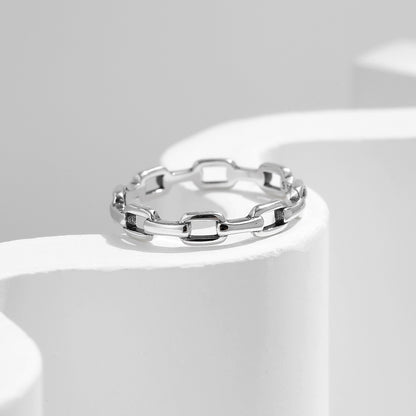 Prsteň Strieborná reťazová elegancia