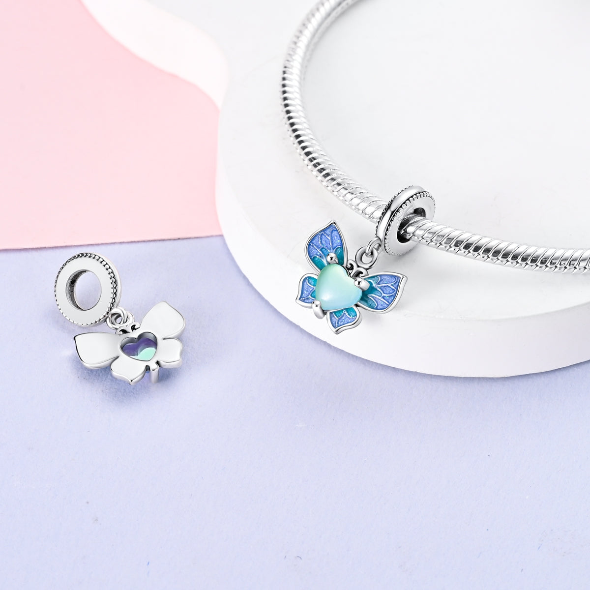 Motýlik s modrým srdcom