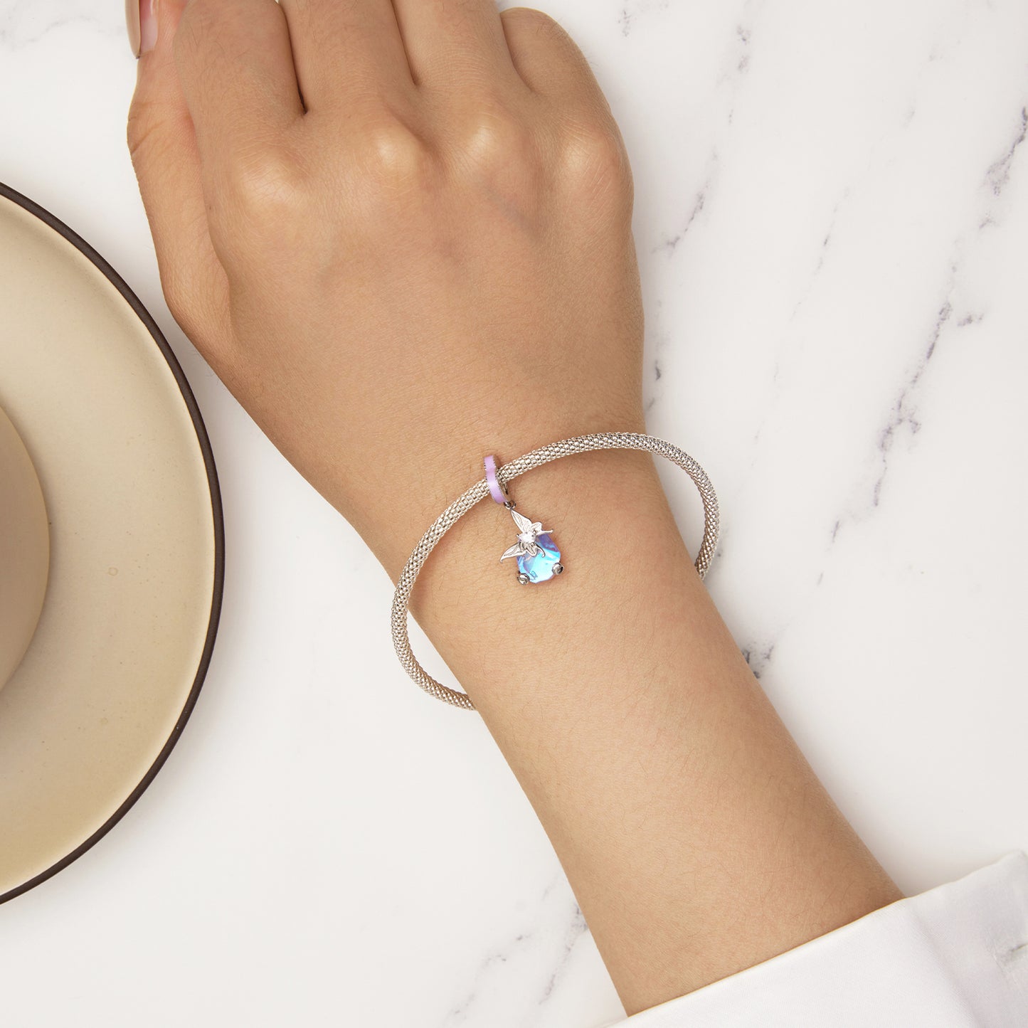 korálka Krištáľová lunárna babočka