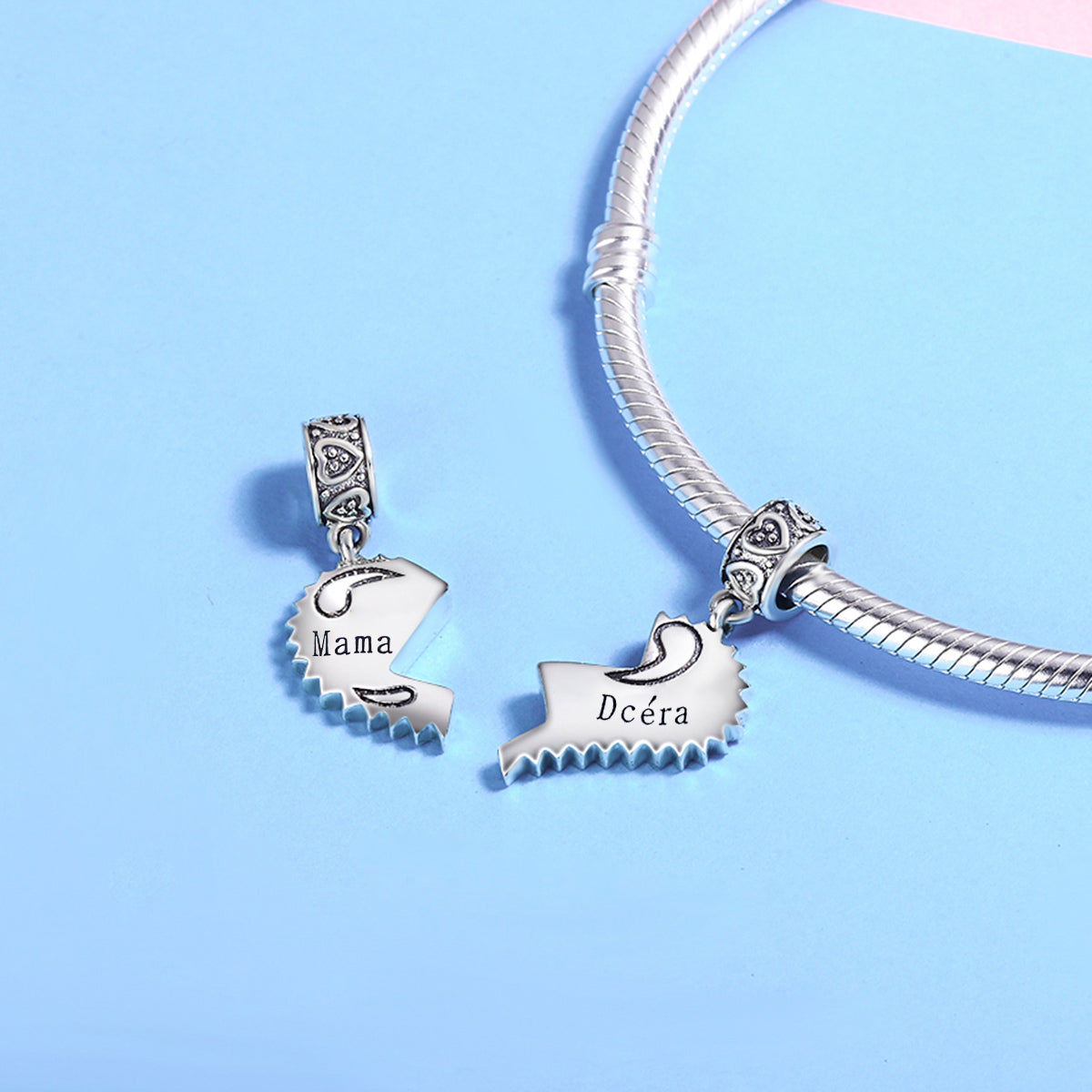 Prívesok „Mama & Dcéra“ – dve polovice jedného srdca