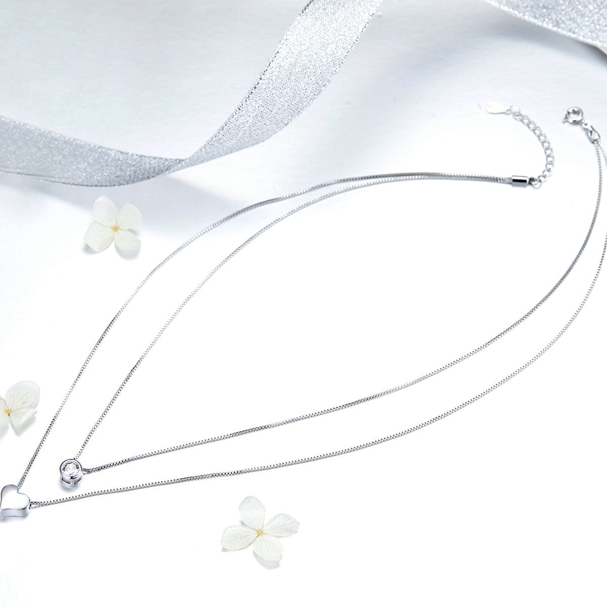 Náhrdelník Biela elegancia