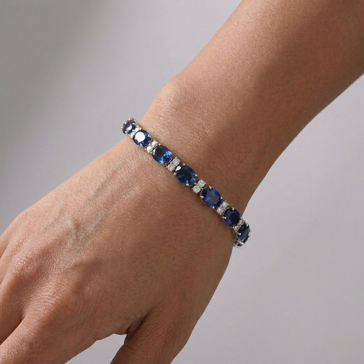 Náramok Modrá Elegancia