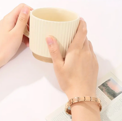 Náramok v odtieni ružového zlata